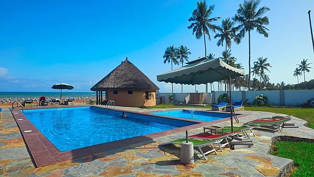 Lemon beach resort pool