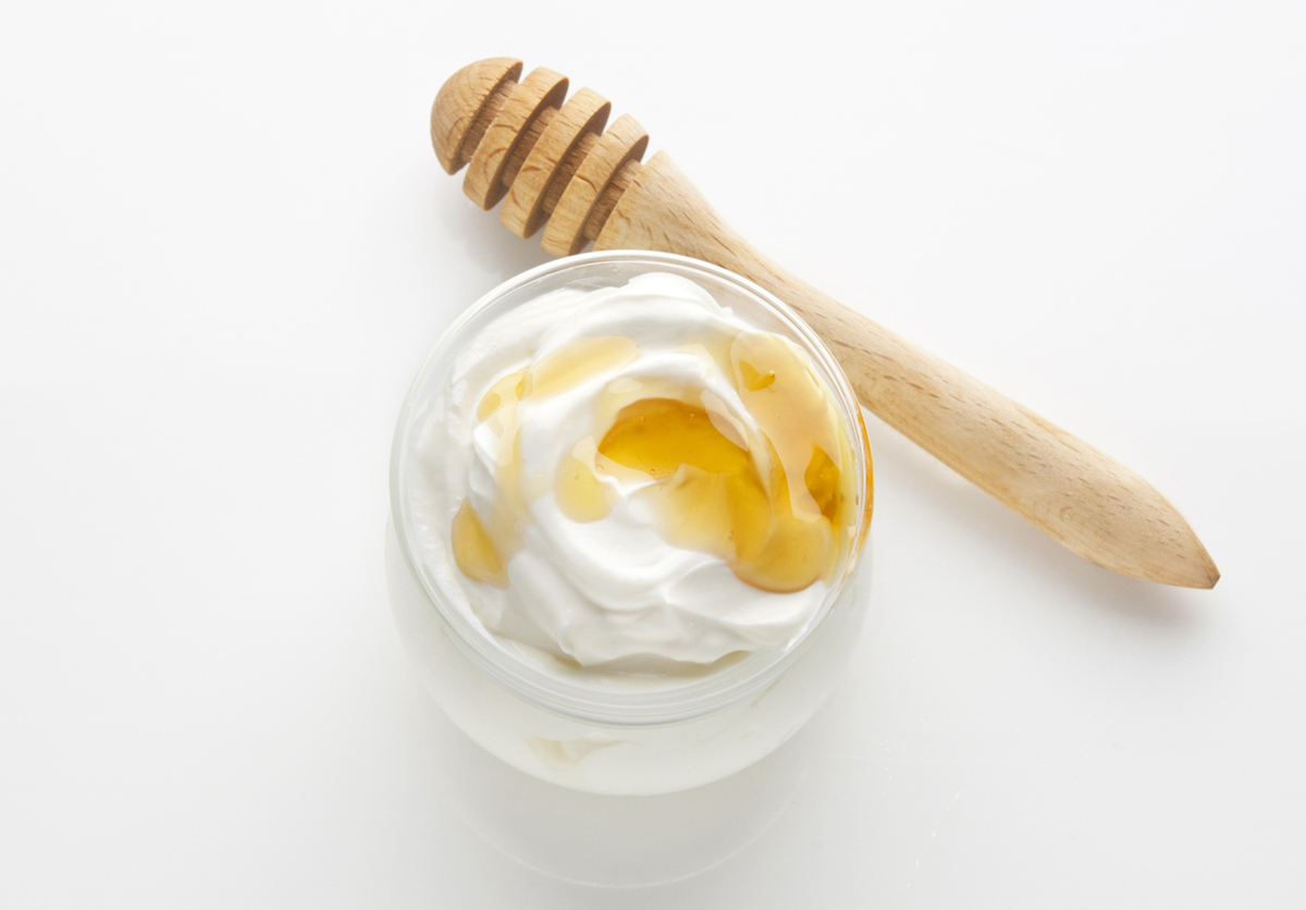 Yogurt, honey and egg hair mask